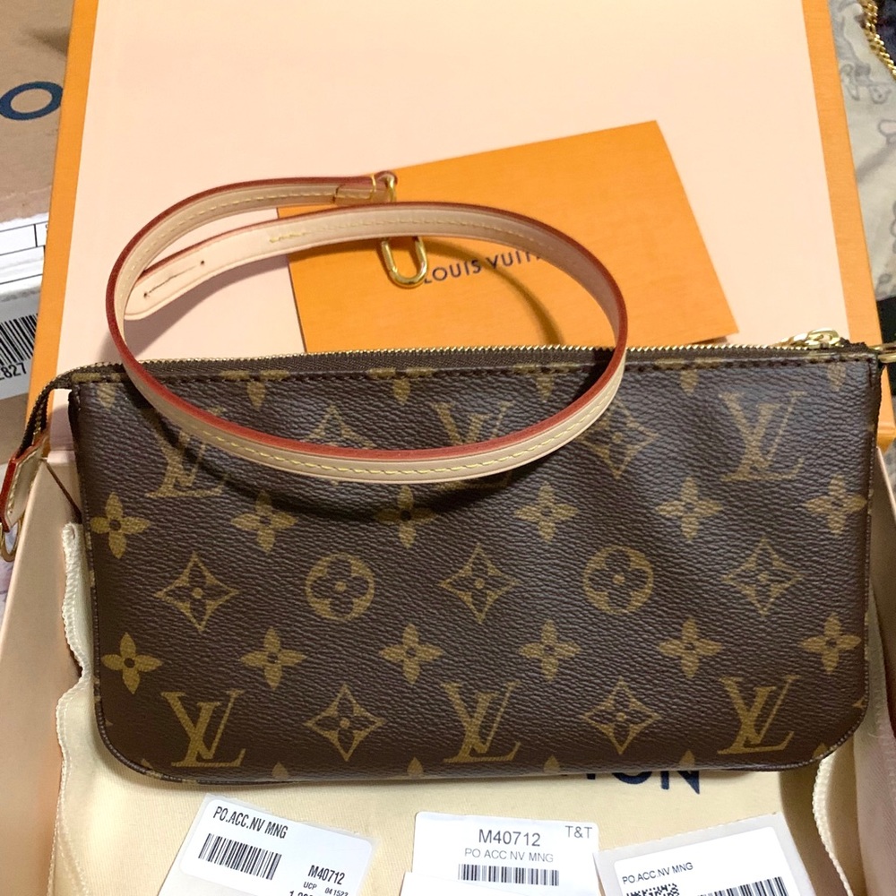 🆕🥰❤️Louis Vuitton POCHETTE ACCESSOIRES Monogram - Picture 3 of 7